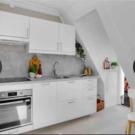 דירה Lovely Penthouse With Private Outdoor Terrace